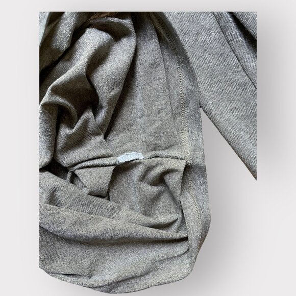 Artelier Nicole Miller Size M Silver Metallic Cold Shoulder Long Sleeve Top - Picture 5 of 6